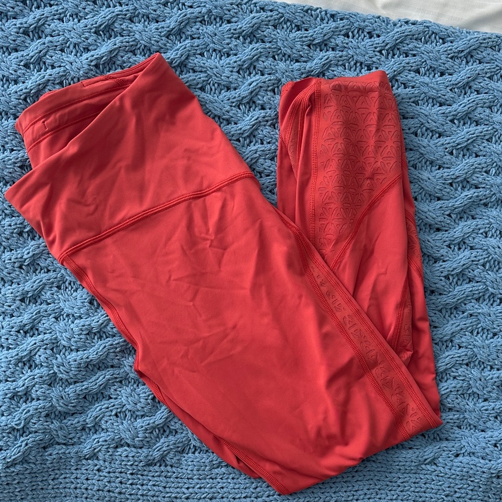 Lululemon Coral Leggings